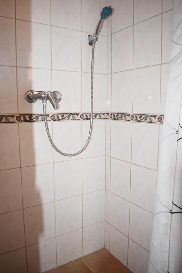 ホテル Borbaratok Vendeghaz ヴィッラーニ エクステリア 写真